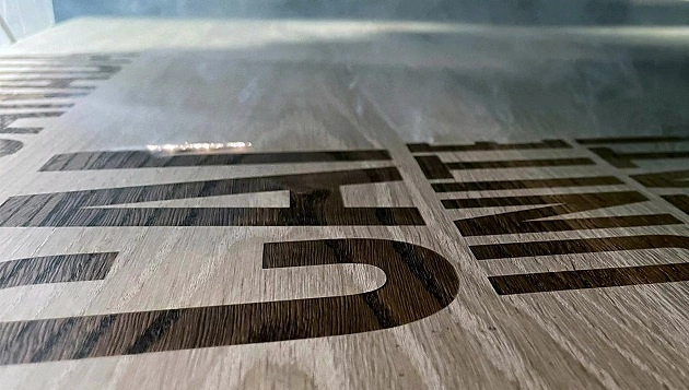 massive tischplatten mit gravur holzland beese unna