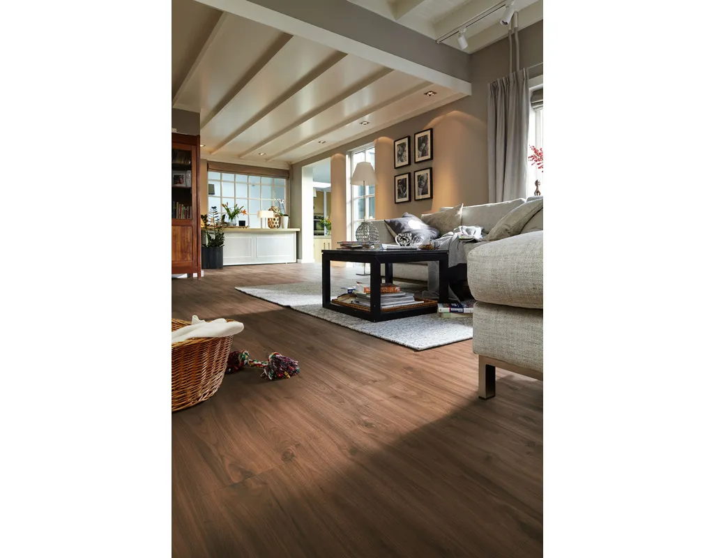 Laminatboden Nussbaum Villach